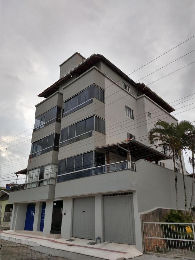 Edificio Js Apartamento Balneario Camboriu